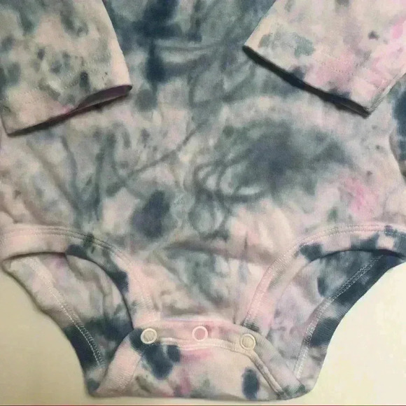 New tie dyed onesie - Picture 5 of 7
